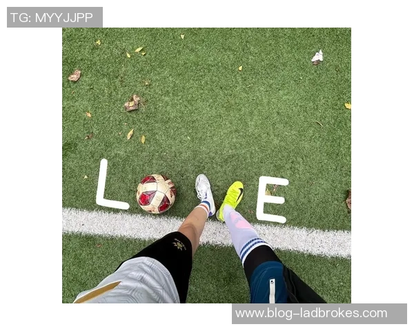 足球帅痞的魅力与风格探讨如何在球场上展现个性与魅力